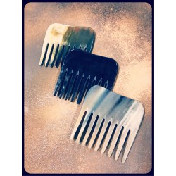 Dandy Rebelz Horn Beard Comb / Big Rake