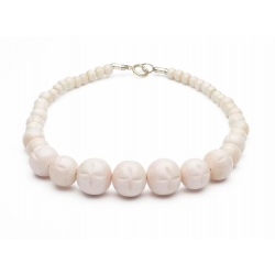 Carved Daisy White Fakelite Beads